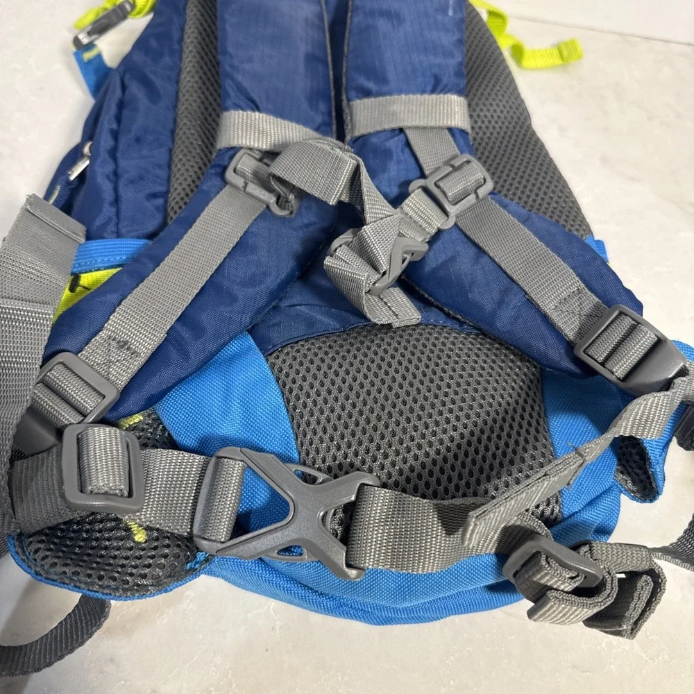 Ozark Trail 2 Liter Hiking Hydration Backpack MISSING Water Reservoir